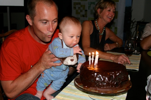 first encounter with candles (ooooOOOoooo...), Dad's 35th birthday!